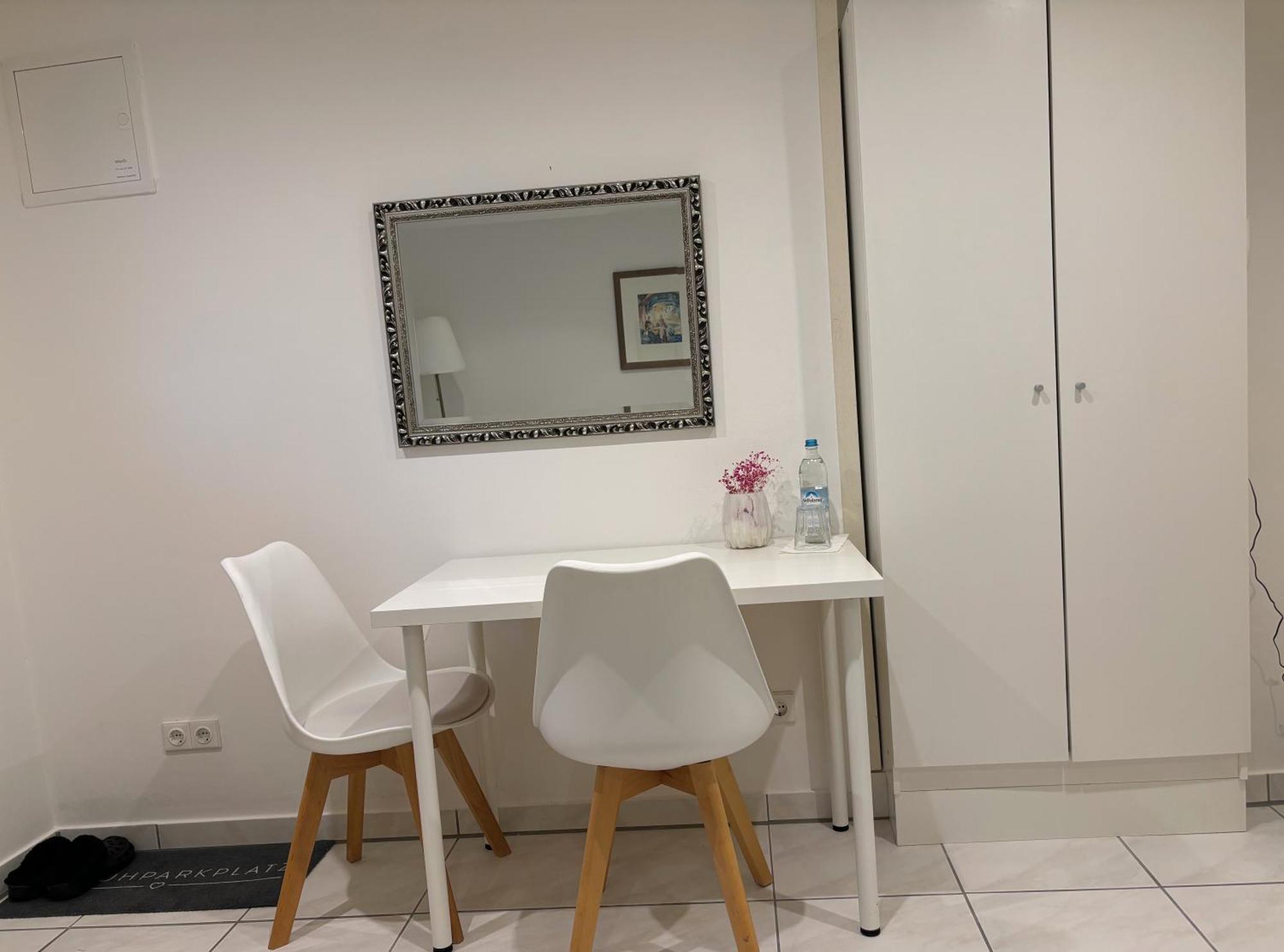 נירנברג Apartment In Natur Und Flughafen Naehe מראה חיצוני תמונה